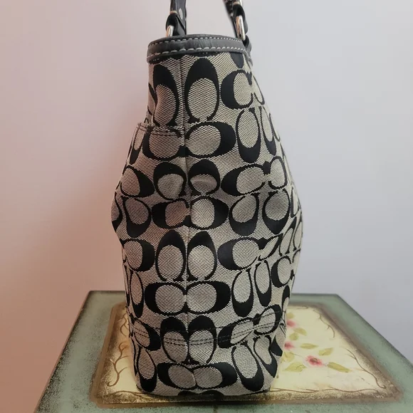 Coach Hadley Black and Gray Signature Canvas With Leather Trim Tote Bag - Picture 4 of 16